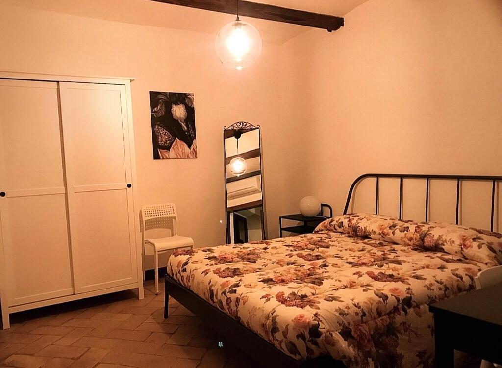 Bed and Breakfast La Torre Di Morro Камерино Экстерьер фото
